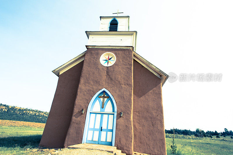 La Cueva(莫拉县)，NM: San Rafael Church特写